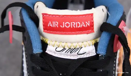 Jordan DC9533-001 Retro 4 Off Noir DC9533-001 AIR Union 0327